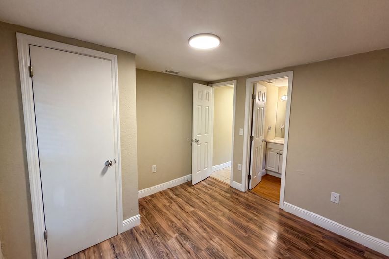 Photo 13 of 23 of 1506 W 16th St, Sanford, FL