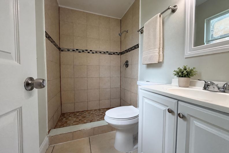 Photo 10 of 20 of 1336 Nadine Dr, Deltona, FL