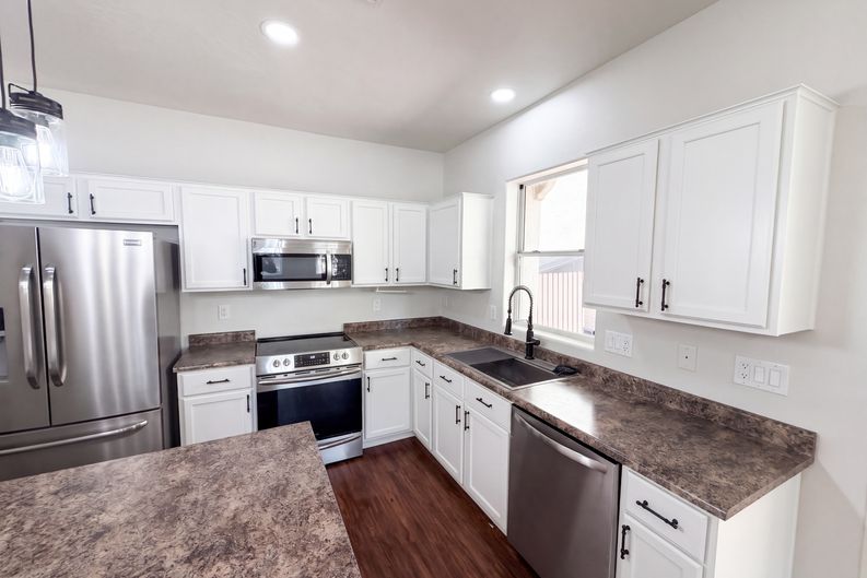 Photo 29 of 68 of 5416 W Albeniz Pl, Phoenix, AZ