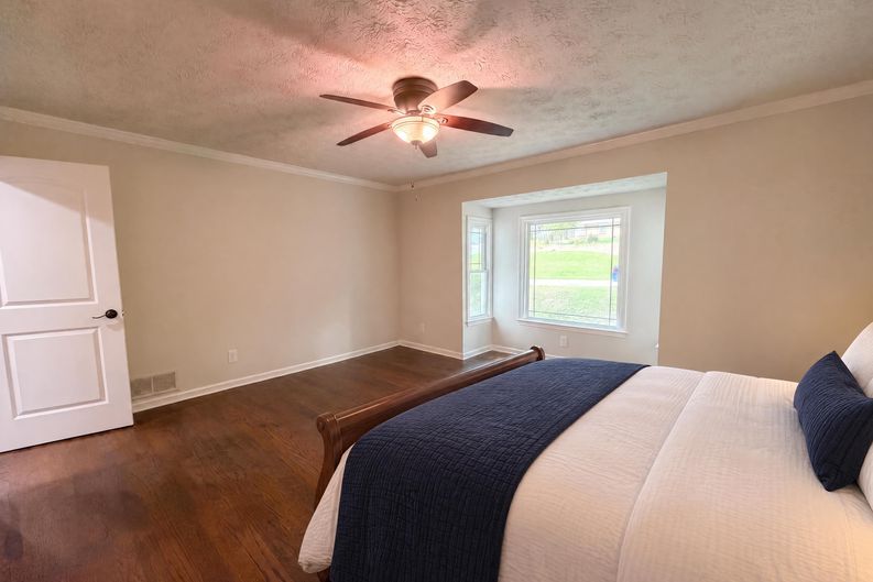 Photo 4 of 23 of 1394 Natchez Trce SW, Marietta, GA