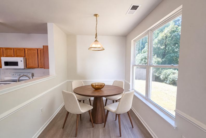 Photo 13 of 35 of 4735 Nijinsky Ct, Charlotte, NC