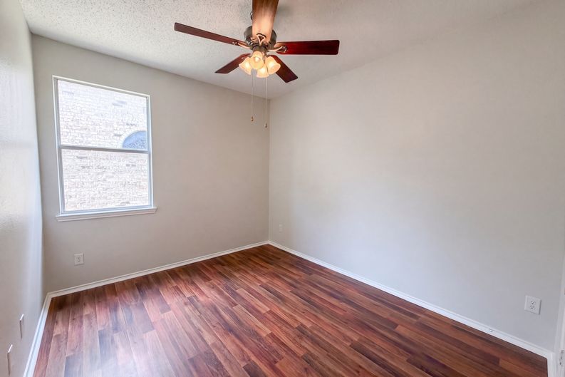 Photo 15 of 27 of 12609 Black Cherry Ln, Euless, TX