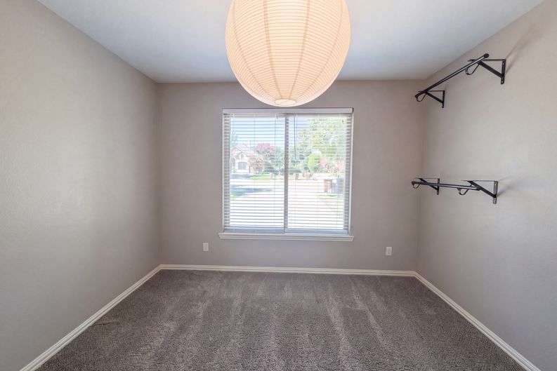Photo 15 of 24 of 2404 Royal Birkdale Dr, Plano, TX