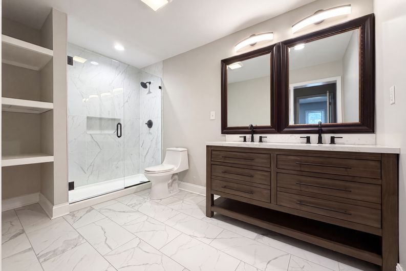 Photo 15 of 27 of 2801 Shades Crest Rd, Vestavia Hills, AL