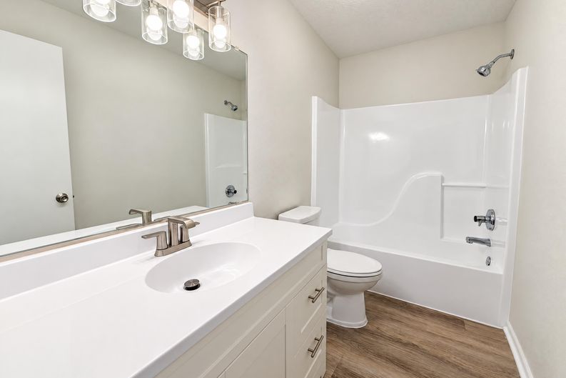 Photo 8 of 19 of 28127 146th St NW, Zimmerman, MN