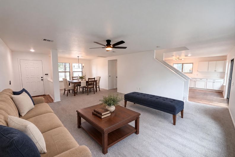 Photo 8 of 20 of 5406 S Hearsey Dr, Austin, TX