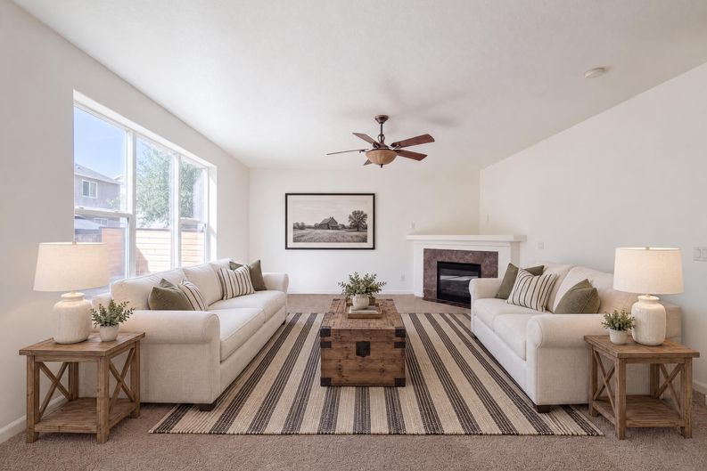 Photo 3 of 25 of 34050 SE Sturgeon St, Scappoose, OR