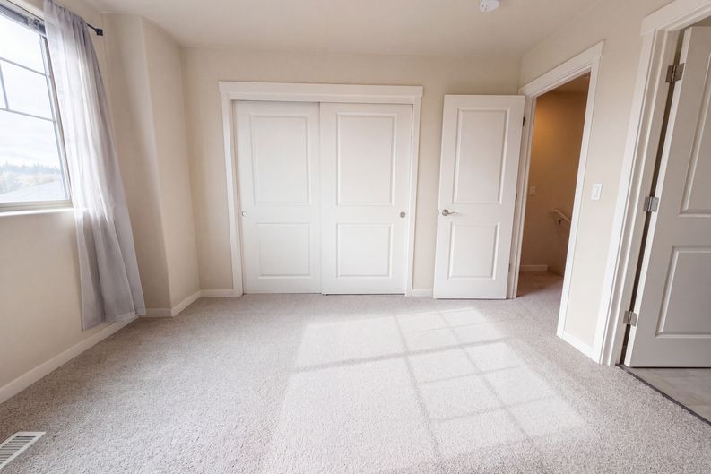 Photo 4 of 21 of 28428 SW Villebois Dr N, Wilsonville, OR