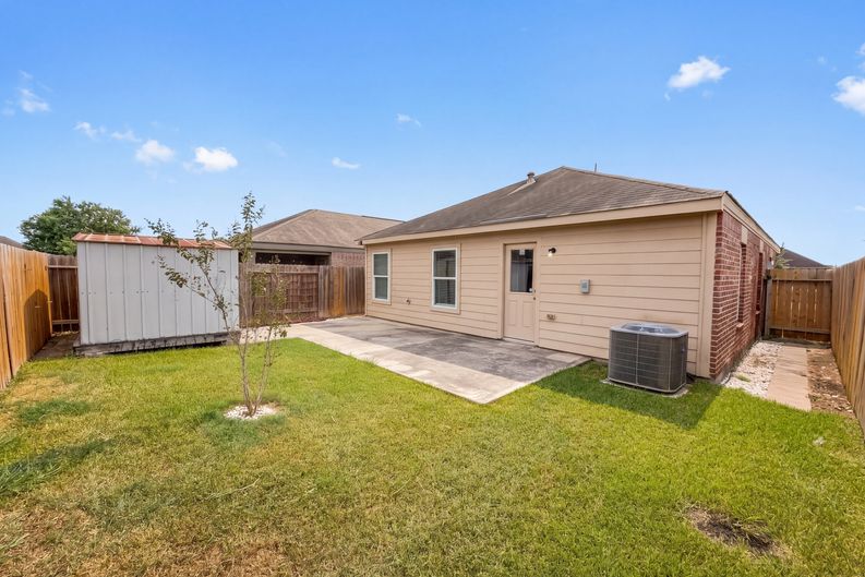 Photo 15 of 16 of 6115 El Oro Dr, Houston, TX