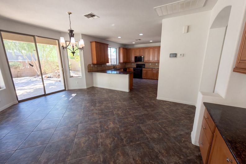 Photo 14 of 64 of 15033 W Aster Dr, Surprise, AZ