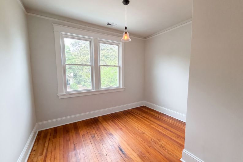 Photo 10 of 21 of 3311 Garland Ave, Richmond, VA