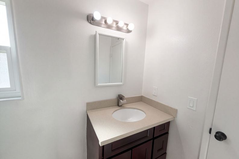 Photo 23 of 33 of 12927 Lariat Ln, Norwalk, CA