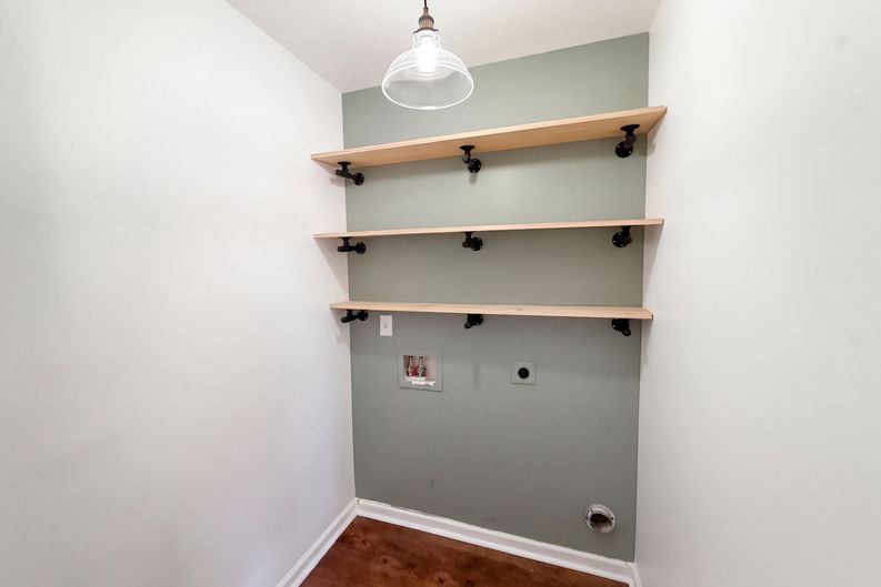 Photo 15 of 20 of 5138 Thornton Dr, Summerville, SC