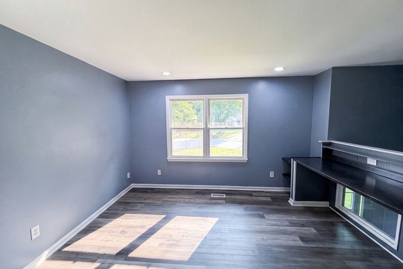 Photo 3 of 18 of 5601 Beaconsfield Rd, Charlotte, NC