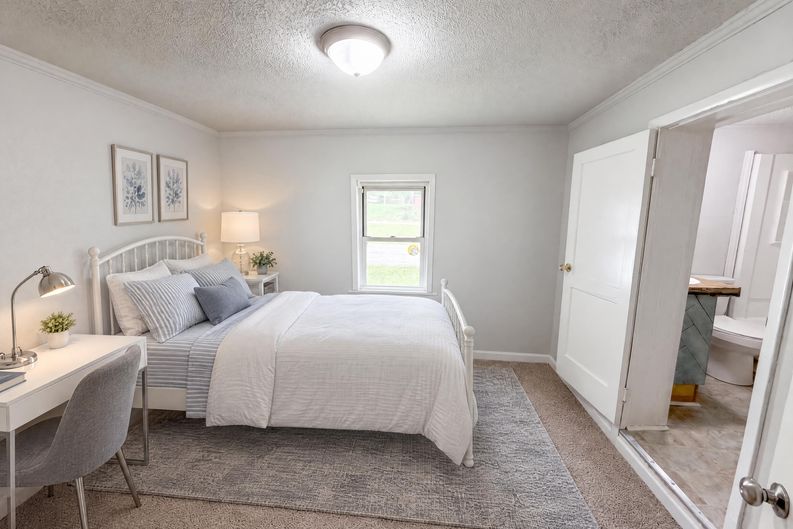 Photo 4 of 21 of 237 Geddis Rd, Inman, SC