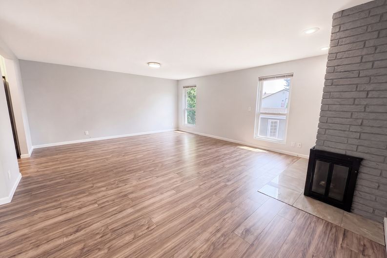 Photo 9 of 21 of 422 116th Pl SW, Everett, WA