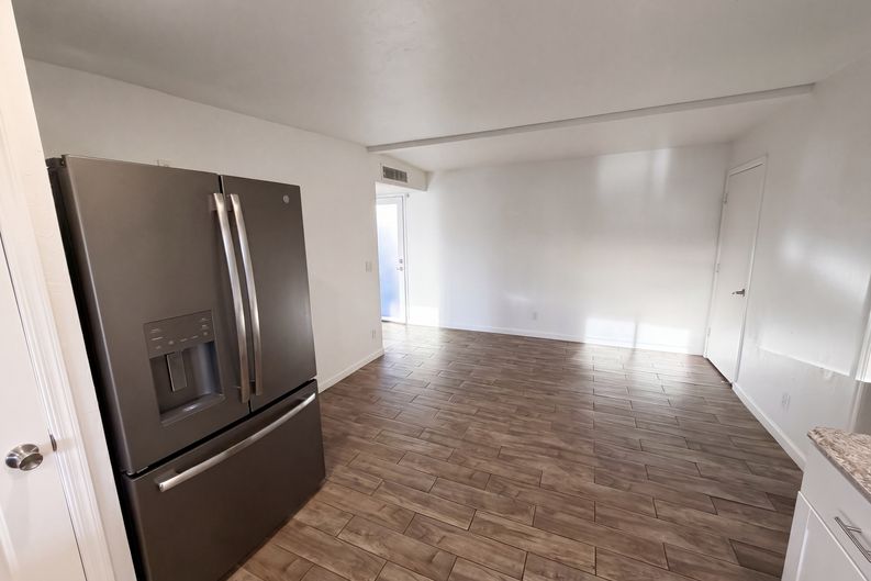 Photo 6 of 15 of 8421 E Balfour Dr, Tucson, AZ
