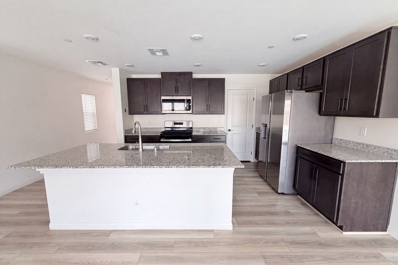 Photo 8 of 56 of 5627 Ridge Run St, Las Vegas, NV