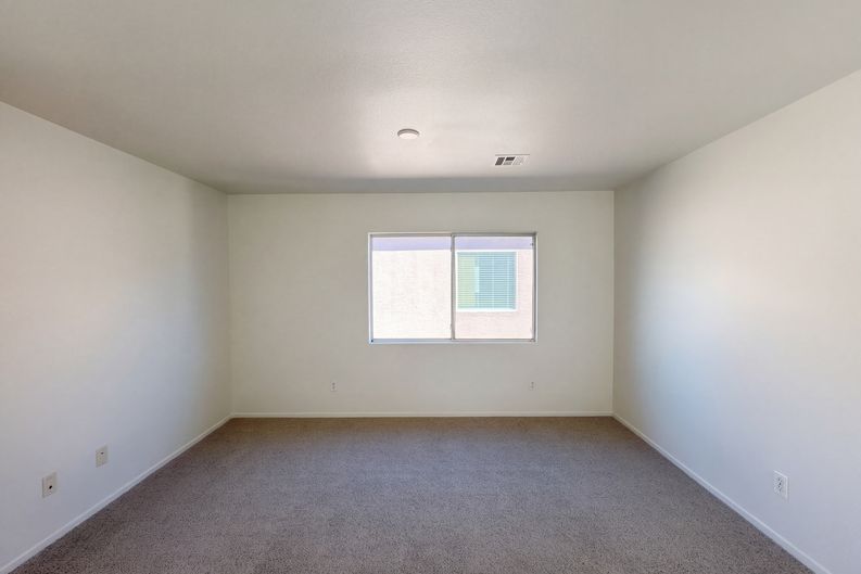 Photo 14 of 22 of 5083 Sagelyn St, Las Vegas, NV