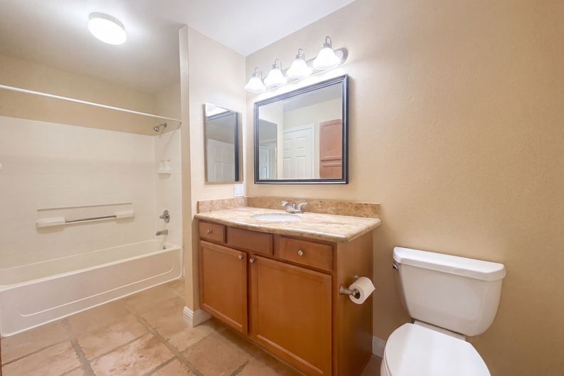 Photo 11 of 17 of 885 Halidon Way, Folsom, CA