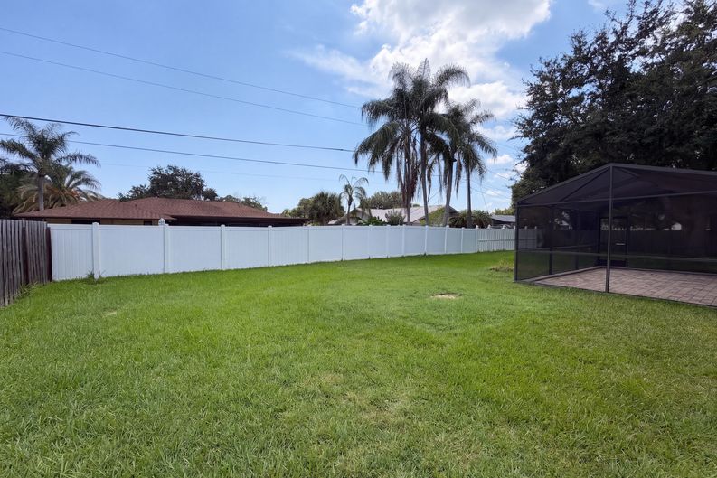 Photo 27 of 30 of 2617 S Fairway Dr, Melbourne, FL