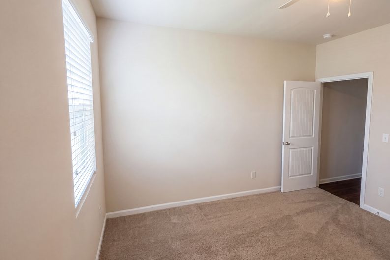 Photo 12 of 39 of 8496 Glenview St, Douglasville, GA
