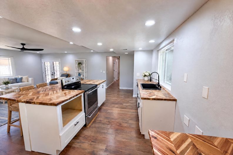 Photo 8 of 18 of 14729 Hartford Ln, Helendale, CA