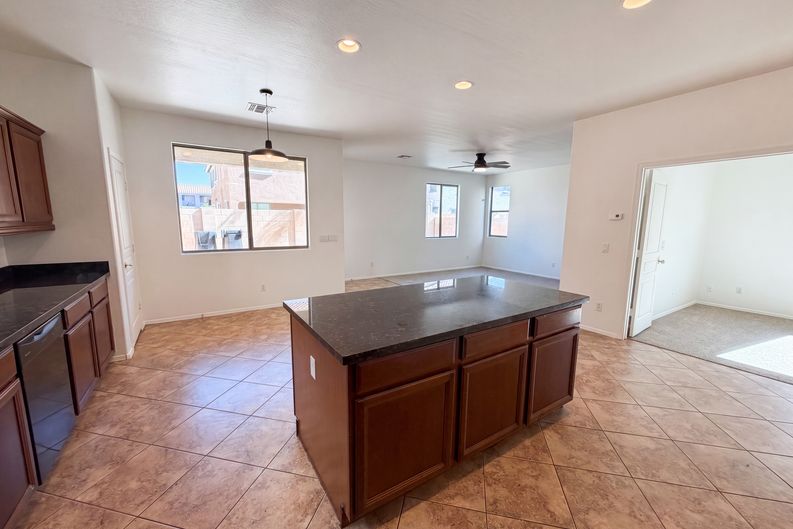 Photo 12 of 38 of 3769 E Flamingo Way, Gilbert, AZ