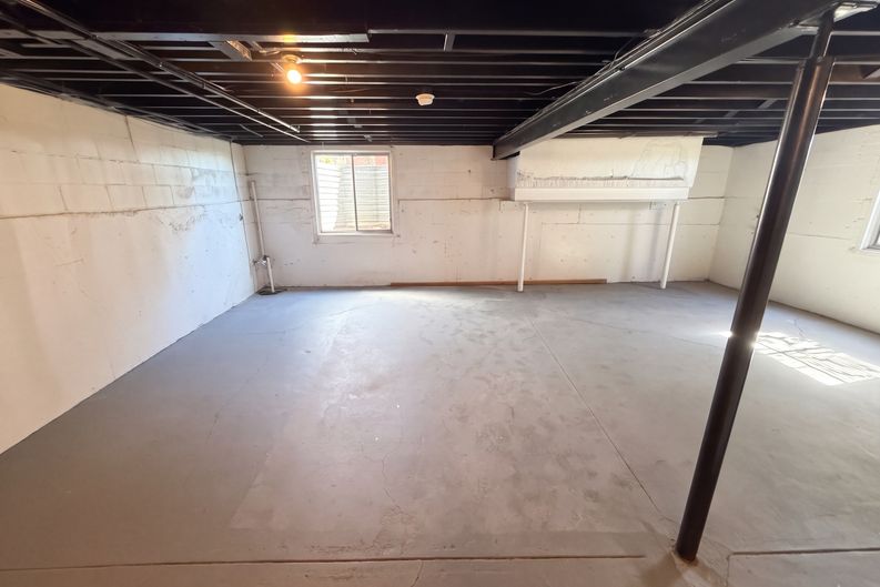Photo 51 of 63 of 7811 W 62nd Ave, Arvada, CO