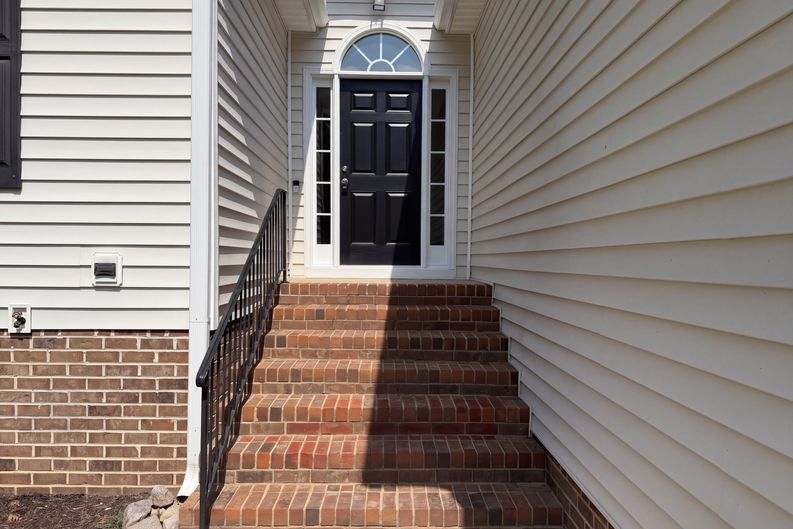 Photo 7 of 23 of 321 Groundsel Pl, Clayton, NC