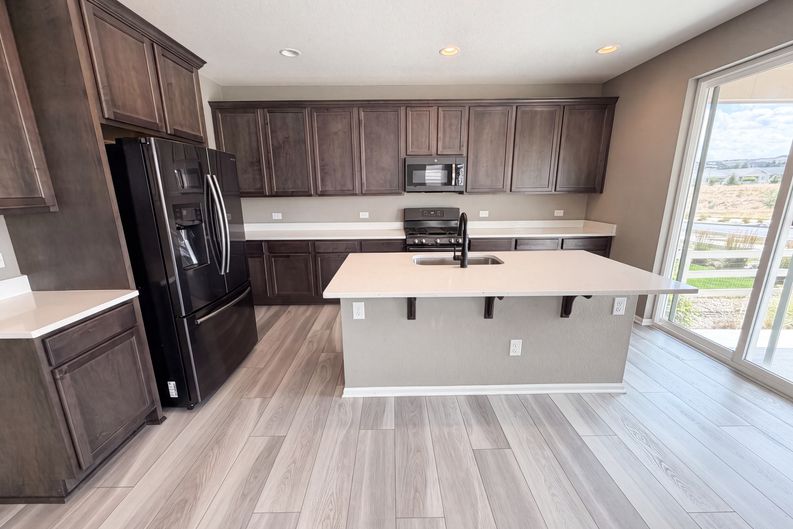 Photo 10 of 39 of 2450 Garganey Dr, Castle Rock, CO