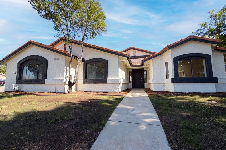 Photo 21 of 25 of 42355 Willeta Ave, Lancaster, CA