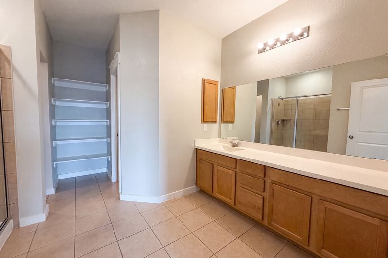 Photo 13 of 19 of 40828 Mostyn Hill Dr, Magnolia, TX