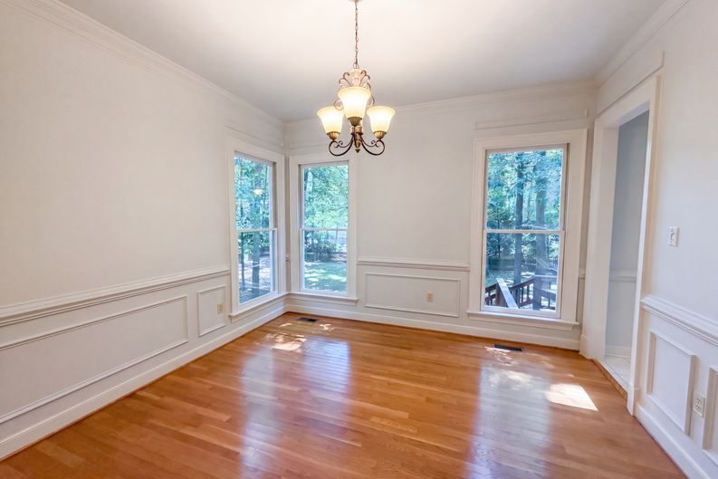 Photo 10 of 29 of 5806 Fox Briar Way, Midlothian, VA