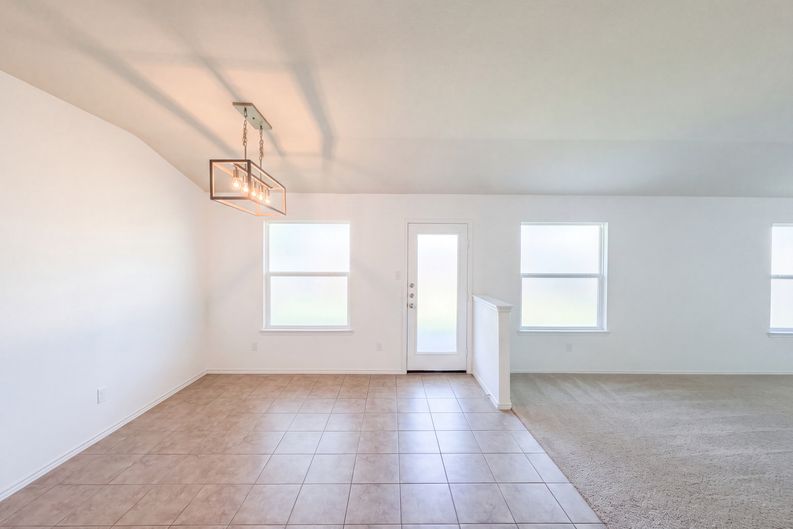 Photo 6 of 18 of 9301 Cricket Dr, Killeen, TX