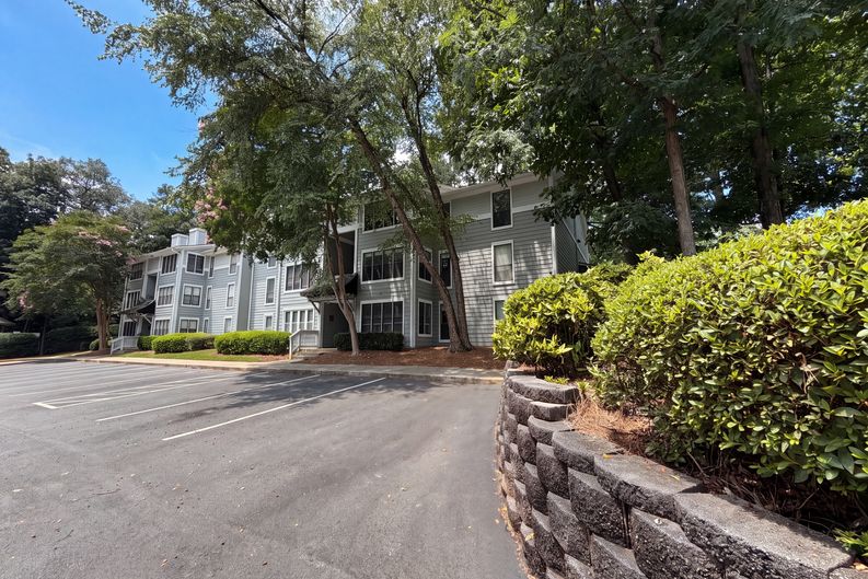 Photo 19 of 22 of 216 Summit North Dr NE, Atlanta, GA