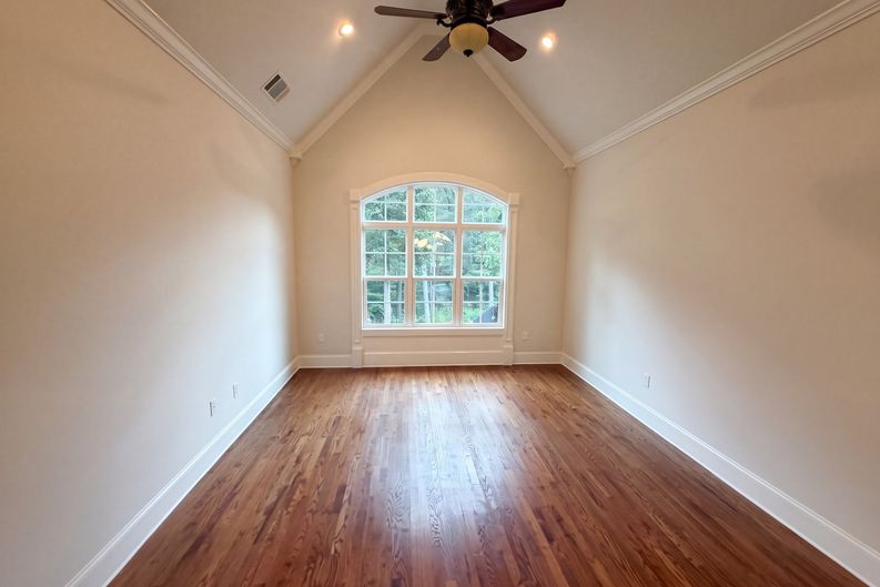 Photo 10 of 27 of 7510 Sunridge Ln, Douglasville, GA