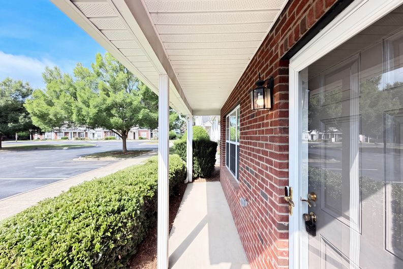 Photo 15 of 18 of 14205 Tranters Creek Ln, Charlotte, NC