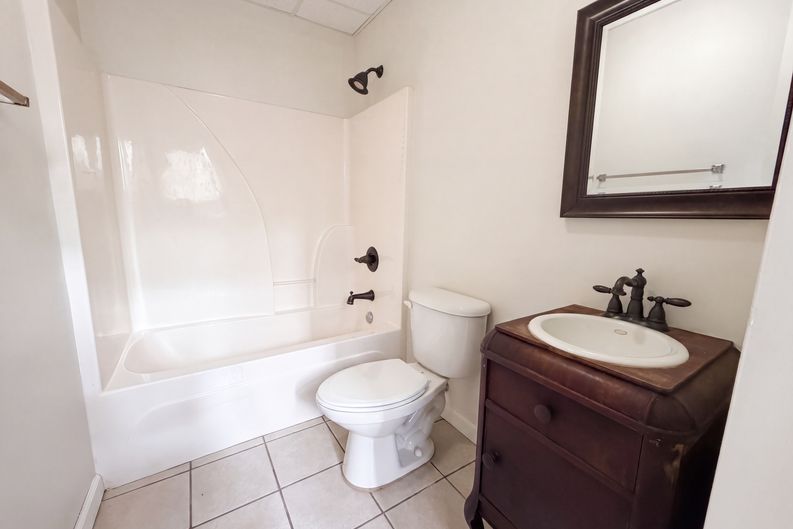 Photo 9 of 21 of 655 S Hillcrest Rd, Odenville, AL