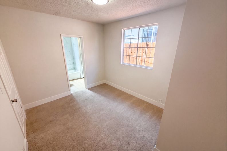 Photo 10 of 27 of 15343 Pimenta Ave, Paramount, CA