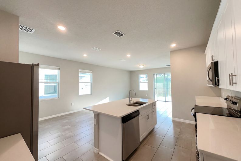 Photo 18 of 29 of 2348 Mystic Maze Ln, Clermont, FL