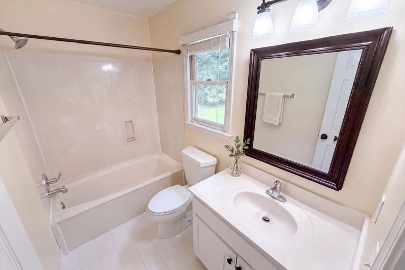 Photo 22 of 40 of 120 Bay Colt Rd, Alpharetta, GA