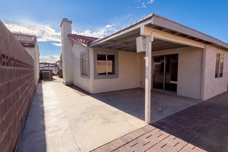 Photo 30 of 34 of 2304 Sabroso St, Las Vegas, NV