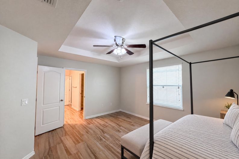 Photo 11 of 24 of 1048 Bethpage Rd, Auburndale, FL