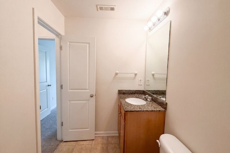 Photo 17 of 32 of 471 Tufton Trl SE, Atlanta, GA