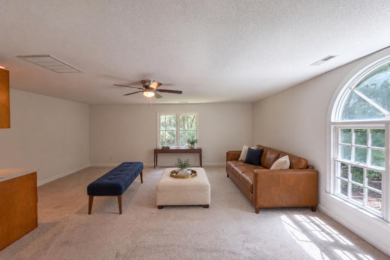 Photo 5 of 20 of 2501 Dunmore Ct, Wake Forest, NC