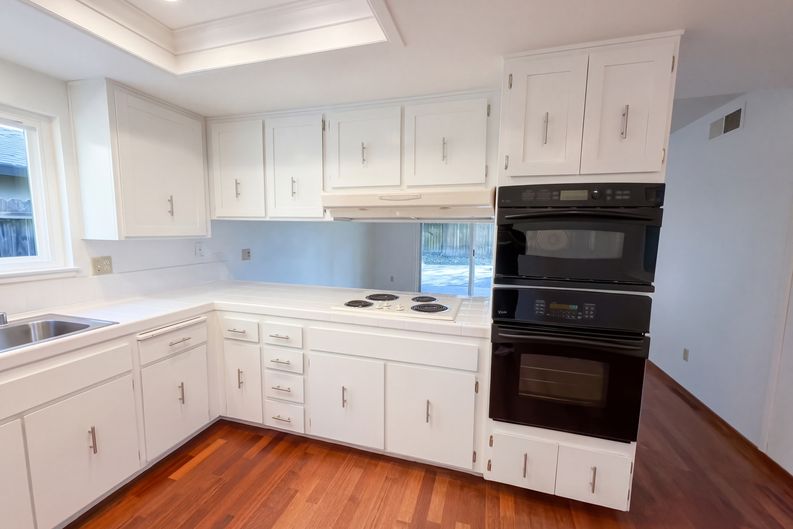 Photo 7 of 36 of 6800 Havenhurst Dr, Sacramento, CA
