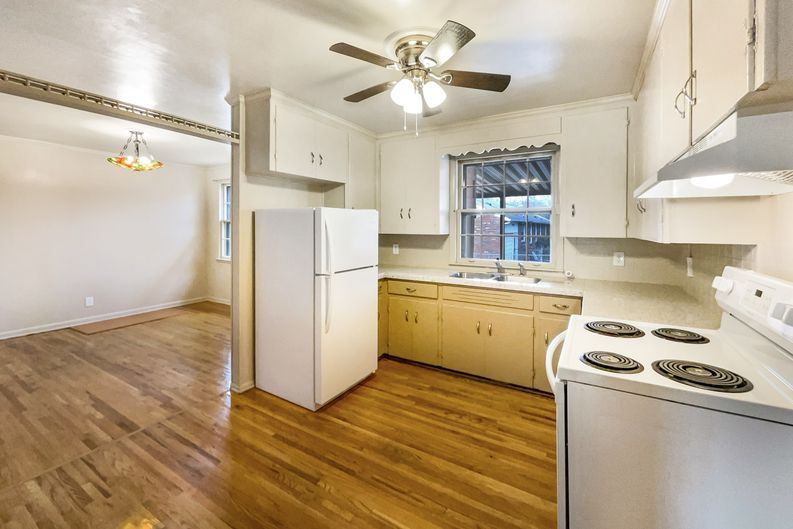 Photo 8 of 23 of 90 Tusculum Rd, Antioch, TN