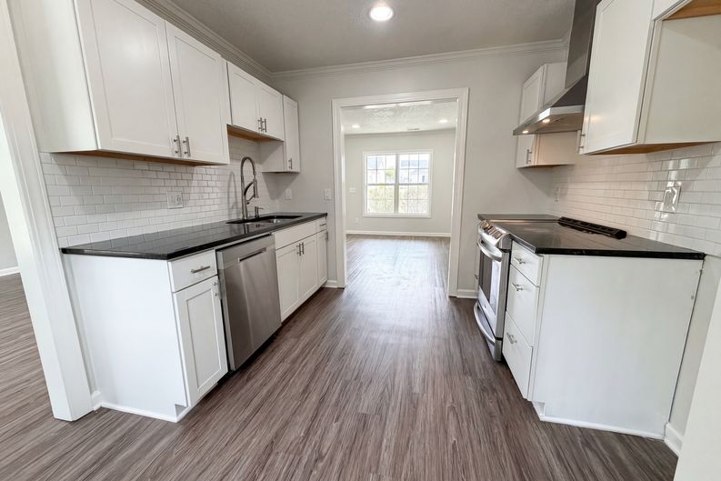 Photo 11 of 31 of 12 Finch Wood Dr, Columbia, SC
