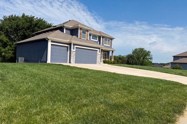 Photo 30 of 34 of 7540 N Amity Ave, Kansas City, MO
